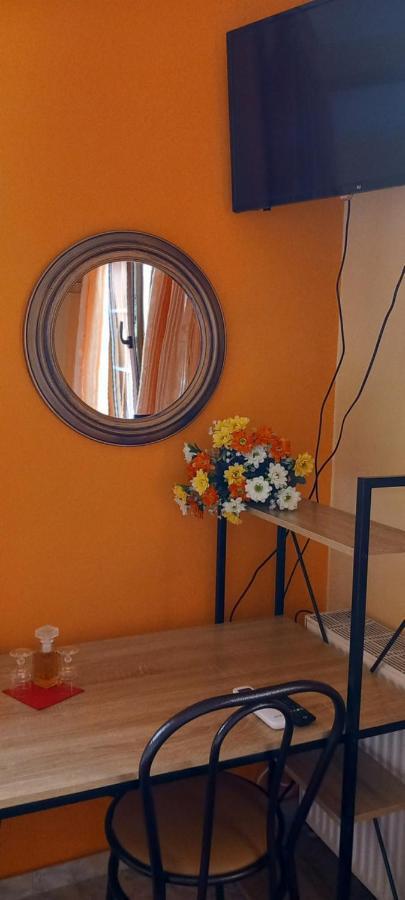 Sunny House - Ηλιόλουστο Appartement Volos Buitenkant foto
